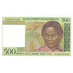 1994 - Madagascar pic 75 billete de 500 Francos =100 Ariary